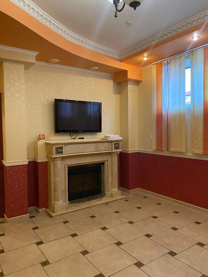 Coliseum Hotel Khmel'nyts'kyy Luaran gambar